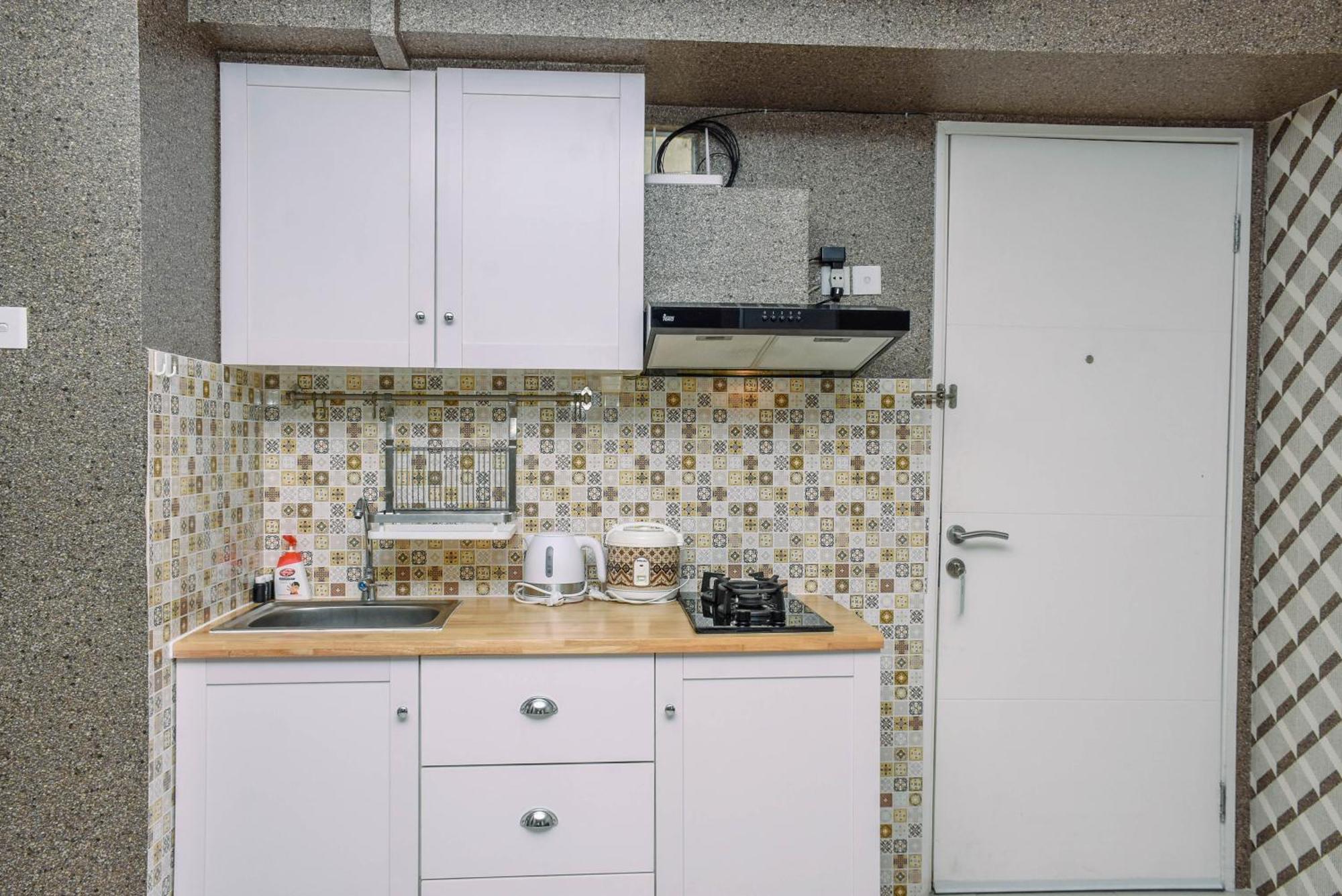 Spacious And Comfortable 2br At Bassura Near Mall By Travelio Pangsapuri